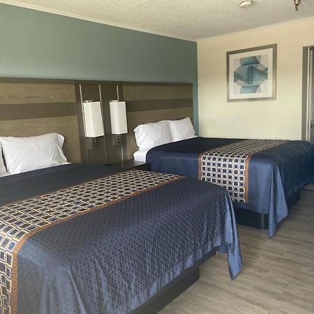 Executive Inn & Suites ボーモント エクステリア 写真