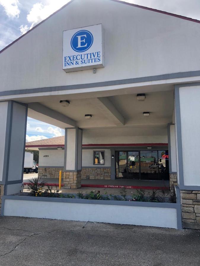 Executive Inn & Suites ボーモント エクステリア 写真