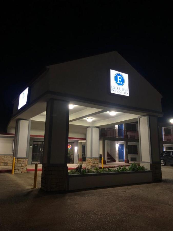 Executive Inn & Suites ボーモント エクステリア 写真